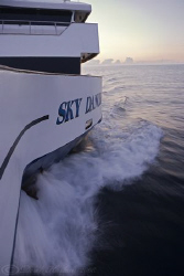 Heading out to Wolf and Darwin. S5PRO, 18-200mm. by Derek Haslam 
